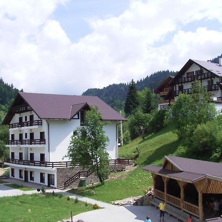Resort Cheile Gradistei Moieciu มัวเยชู เด ซุส ภายนอก รูปภาพ