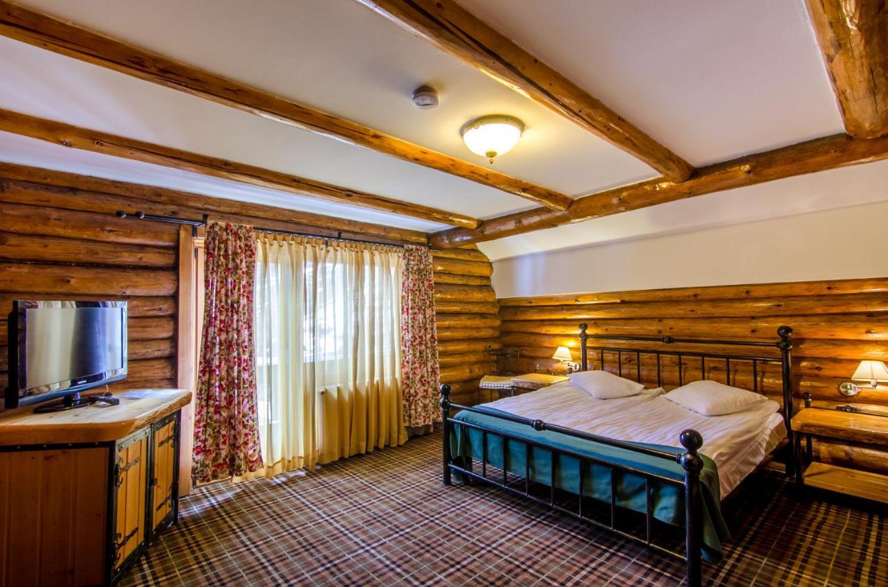 Resort Cheile Gradistei Moieciu มัวเยชู เด ซุส ภายนอก รูปภาพ